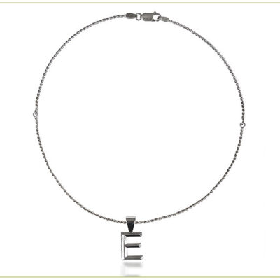 Twisted collar with Initial Charm