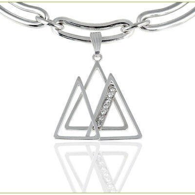Contoured elongated link collar and charm