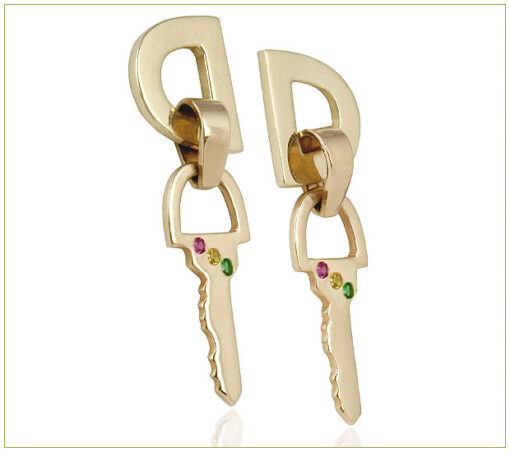 "D" earrings with post and key