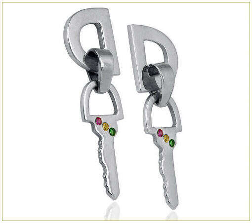 "D" earrings with post and key - Image 2